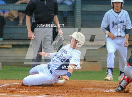 Thumbnail 1 in Kingfisher vs Elgin photogallery.