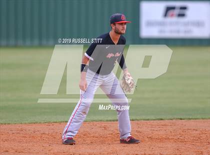Thumbnail 3 in Kingfisher vs Elgin photogallery.