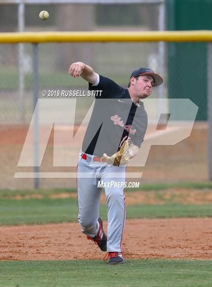 Thumbnail 2 in Kingfisher vs Elgin photogallery.
