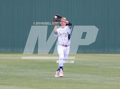 Thumbnail 3 in Kingfisher vs Elgin photogallery.
