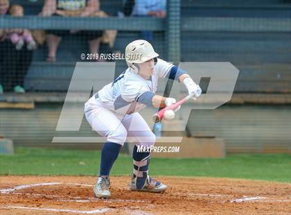 Thumbnail 2 in Kingfisher vs Elgin photogallery.