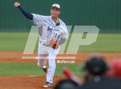 Thumbnail 2 in Kingfisher vs Elgin photogallery.