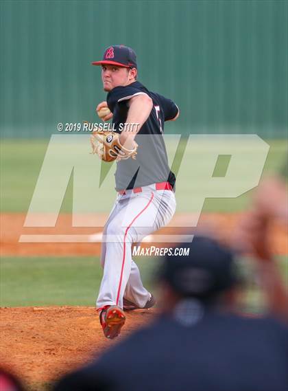 Thumbnail 3 in Kingfisher vs Elgin photogallery.