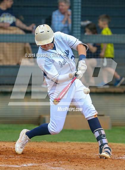 Thumbnail 1 in Kingfisher vs Elgin photogallery.