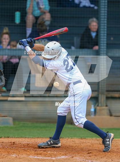 Thumbnail 3 in Kingfisher vs Elgin photogallery.
