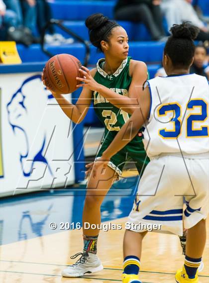 Thumbnail 2 in Moreau Catholic @ Newark Memorial photogallery.