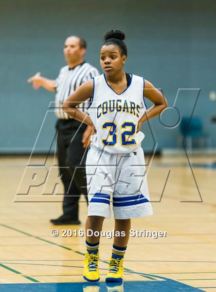 Thumbnail 3 in Moreau Catholic @ Newark Memorial photogallery.