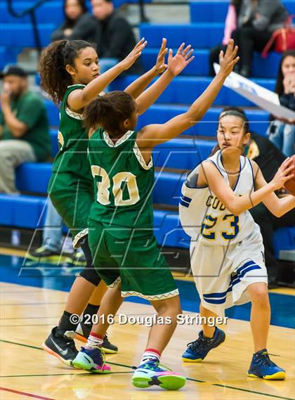 Thumbnail 3 in Moreau Catholic @ Newark Memorial photogallery.