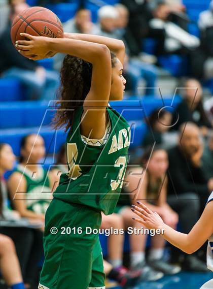 Thumbnail 2 in Moreau Catholic @ Newark Memorial photogallery.