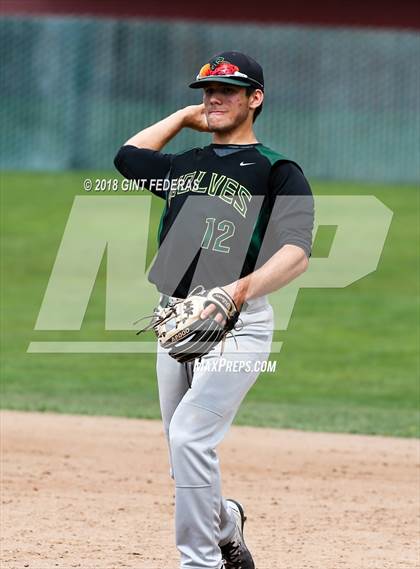 Thumbnail 2 in De La Salle vs. San Ramon Valley (CIF NCS D1 Quarterfinal) photogallery.