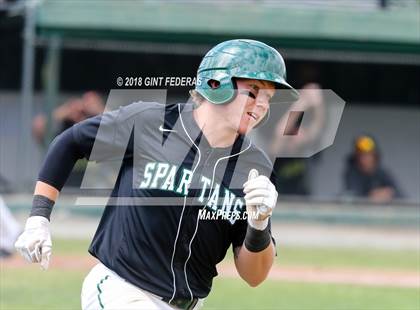 Thumbnail 2 in De La Salle vs. San Ramon Valley (CIF NCS D1 Quarterfinal) photogallery.