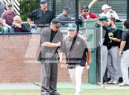 Thumbnail 1 in De La Salle vs. San Ramon Valley (CIF NCS D1 Quarterfinal) photogallery.