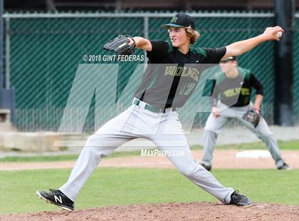 Thumbnail 3 in De La Salle vs. San Ramon Valley (CIF NCS D1 Quarterfinal) photogallery.