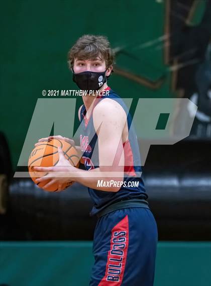 Thumbnail 2 in Terry Sanford @ Pine Forest photogallery.
