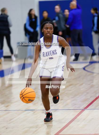 Thumbnail 3 in Smoky Hill vs Denver South (Boulder Valley Invitational) photogallery.
