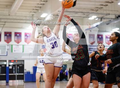 Thumbnail 3 in Smoky Hill vs Denver South (Boulder Valley Invitational) photogallery.