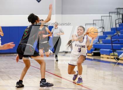 Thumbnail 1 in Smoky Hill vs Denver South (Boulder Valley Invitational) photogallery.