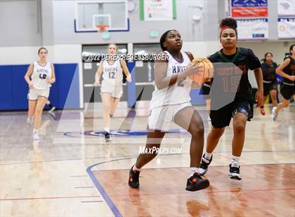 Thumbnail 2 in Smoky Hill vs Denver South (Boulder Valley Invitational) photogallery.