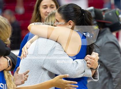 Thumbnail 2 in Papillion-LaVista South vs. Elkhorn South (NSAA Class A Final) photogallery.