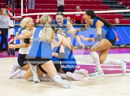 Thumbnail 2 in Papillion-LaVista South vs. Elkhorn South (NSAA Class A Final) photogallery.