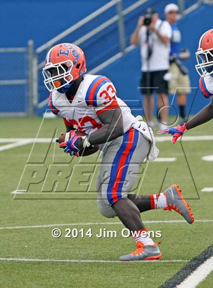 Thumbnail 3 in East St. Louis @ St. Xavier (2014 Crosstown Showdown) photogallery.