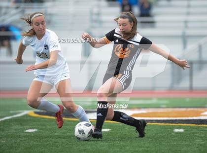 Thumbnail 2 in Archbishop Mitty @ Los Gatos (CIF-CCS Open Division Quarterfinal) photogallery.