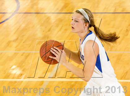 Thumbnail 2 in Simon Kenton @ Highlands photogallery.