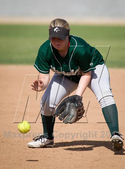 Thumbnail 1 in South Hills @ Chino Hills photogallery.