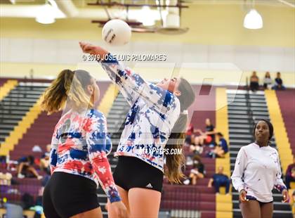 Thumbnail 2 in Lancaster @ Adelanto photogallery.