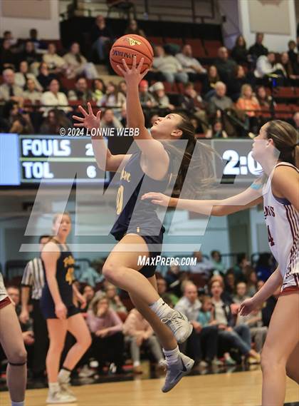 Thumbnail 3 in Pelham vs Albertus Magnus (NYSPHSAA Section 1 Class AA Semifinal) photogallery.