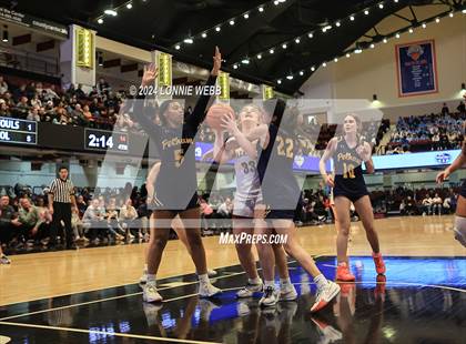 Thumbnail 2 in Pelham vs Albertus Magnus (NYSPHSAA Section 1 Class AA Semifinal) photogallery.