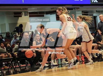 Thumbnail 3 in Pelham vs Albertus Magnus (NYSPHSAA Section 1 Class AA Semifinal) photogallery.
