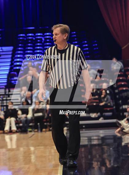 Thumbnail 1 in Pelham vs Albertus Magnus (NYSPHSAA Section 1 Class AA Semifinal) photogallery.
