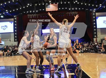 Thumbnail 3 in Pelham vs Albertus Magnus (NYSPHSAA Section 1 Class AA Semifinal) photogallery.
