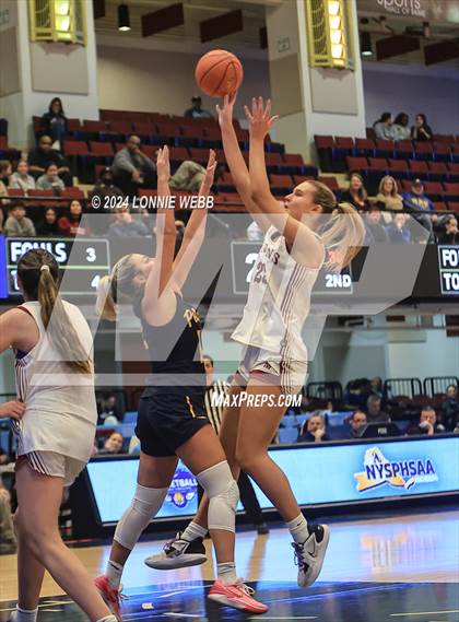 Thumbnail 3 in Pelham vs Albertus Magnus (NYSPHSAA Section 1 Class AA Semifinal) photogallery.