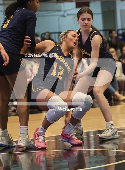 Thumbnail 2 in Pelham vs Albertus Magnus (NYSPHSAA Section 1 Class AA Semifinal) photogallery.