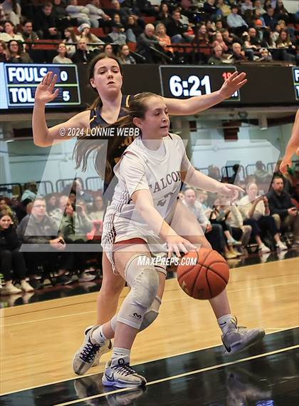 Thumbnail 3 in Pelham vs Albertus Magnus (NYSPHSAA Section 1 Class AA Semifinal) photogallery.