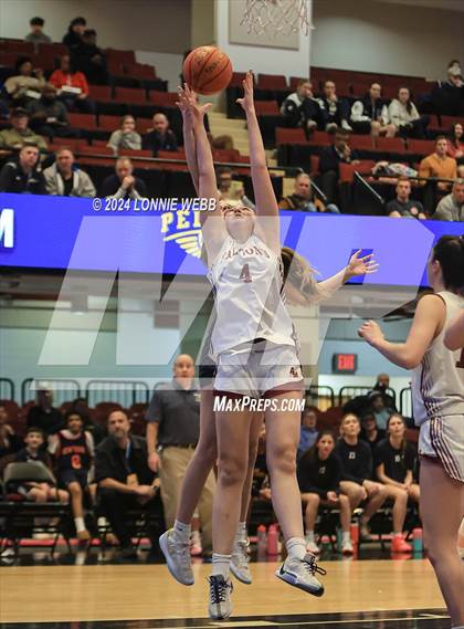 Thumbnail 1 in Pelham vs Albertus Magnus (NYSPHSAA Section 1 Class AA Semifinal) photogallery.