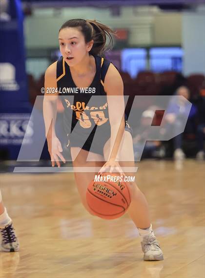 Thumbnail 1 in Pelham vs Albertus Magnus (NYSPHSAA Section 1 Class AA Semifinal) photogallery.