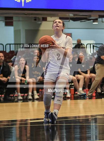 Thumbnail 3 in Pelham vs Albertus Magnus (NYSPHSAA Section 1 Class AA Semifinal) photogallery.
