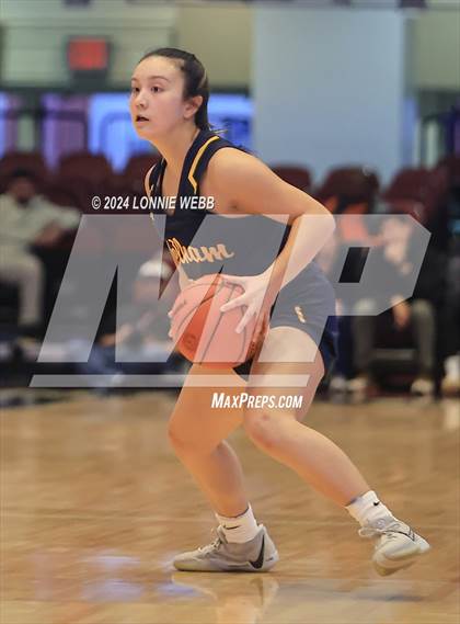 Thumbnail 3 in Pelham vs Albertus Magnus (NYSPHSAA Section 1 Class AA Semifinal) photogallery.