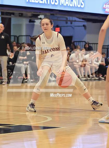 Thumbnail 1 in Pelham vs Albertus Magnus (NYSPHSAA Section 1 Class AA Semifinal) photogallery.