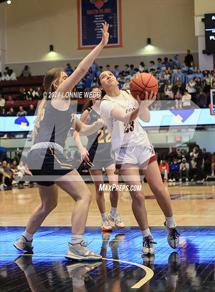 Thumbnail 3 in Pelham vs Albertus Magnus (NYSPHSAA Section 1 Class AA Semifinal) photogallery.