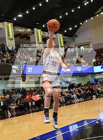 Thumbnail 2 in Pelham vs Albertus Magnus (NYSPHSAA Section 1 Class AA Semifinal) photogallery.
