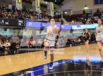Thumbnail 3 in Pelham vs Albertus Magnus (NYSPHSAA Section 1 Class AA Semifinal) photogallery.