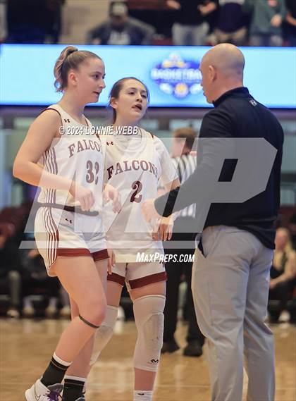 Thumbnail 1 in Pelham vs Albertus Magnus (NYSPHSAA Section 1 Class AA Semifinal) photogallery.
