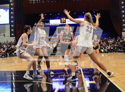 Thumbnail 1 in Pelham vs Albertus Magnus (NYSPHSAA Section 1 Class AA Semifinal) photogallery.