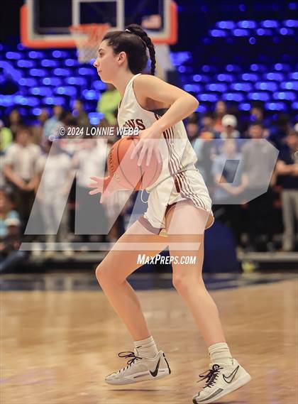 Thumbnail 2 in Pelham vs Albertus Magnus (NYSPHSAA Section 1 Class AA Semifinal) photogallery.