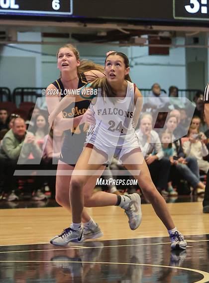 Thumbnail 1 in Pelham vs Albertus Magnus (NYSPHSAA Section 1 Class AA Semifinal) photogallery.
