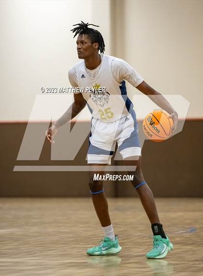 Thumbnail 3 in New Life Christian Academy vs. Freedom Christian Academy (Veterans Showcase) photogallery.